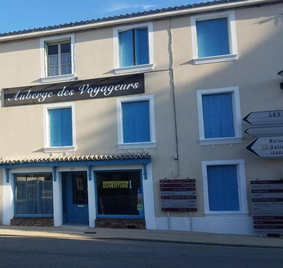 L'Auberge Des Voyageurs Menigoute Екстер'єр фото